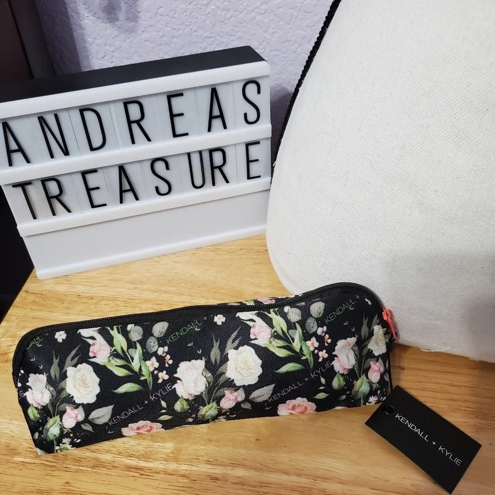 Kendall + Kylie Roses Floral Makeup Accessory Cosmetic Bag Pouch with Zipper